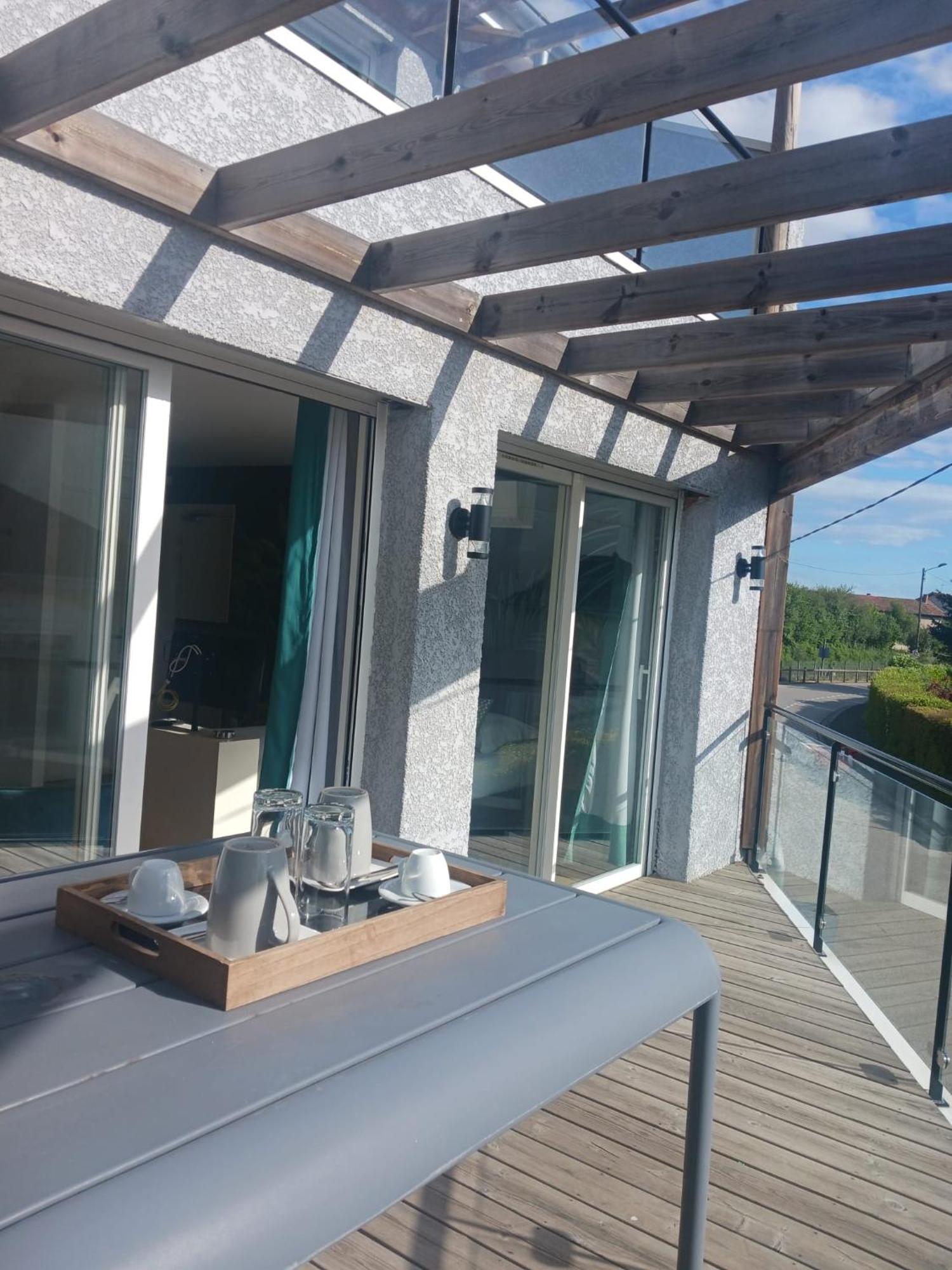 Aracari Hotel Villars-les-Dombes Ngoại thất bức ảnh